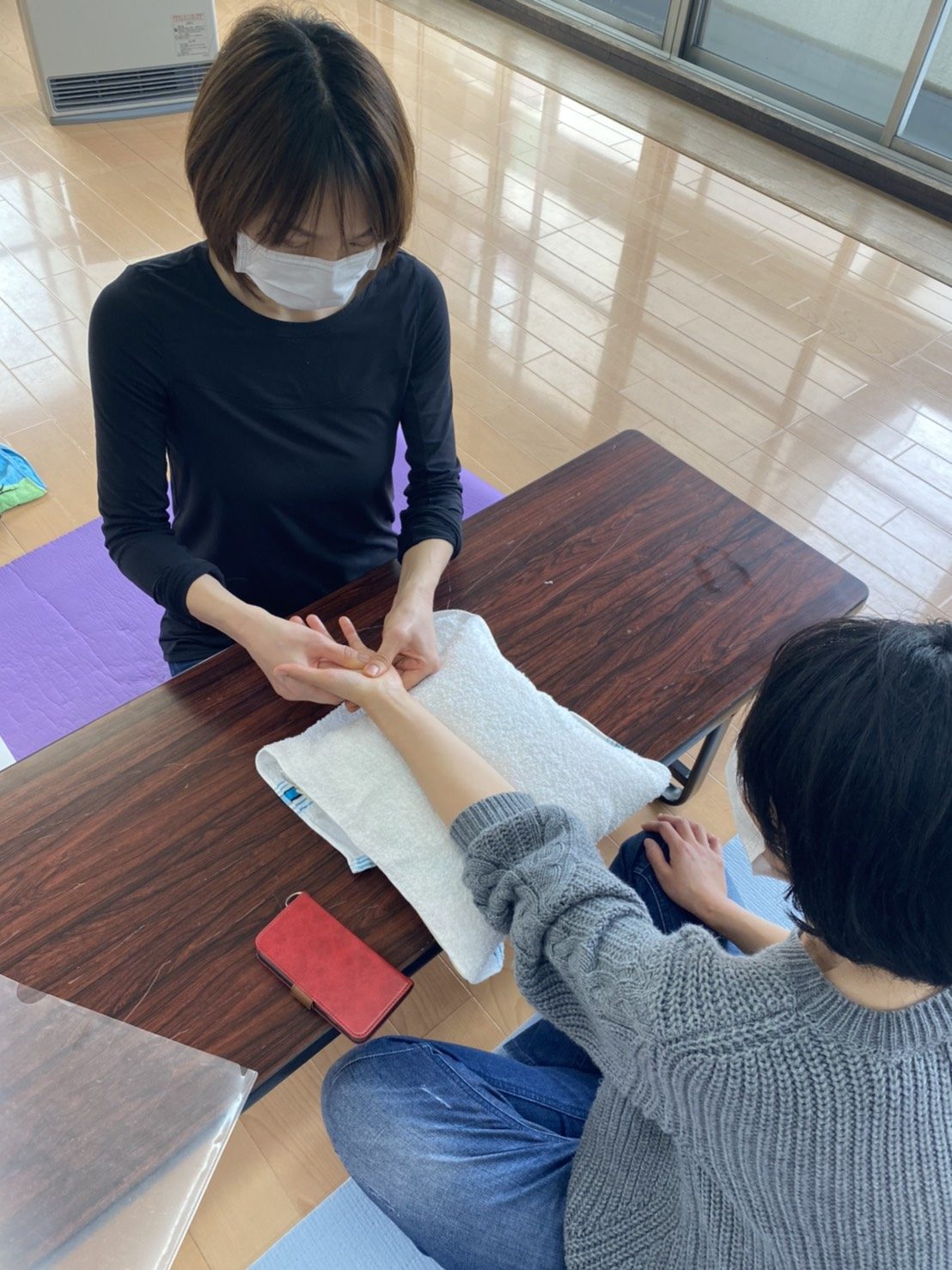 アロマハンドケア＆タッチケア